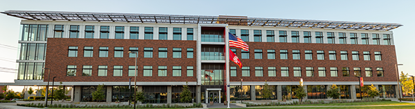 Exterior view of the WSU Everett campus.